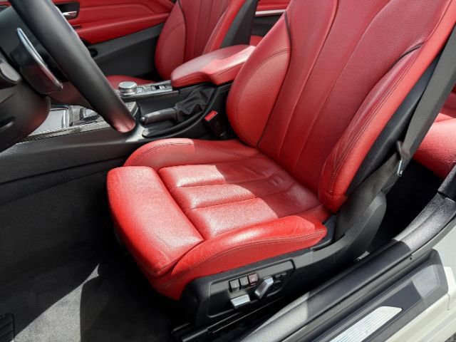 Used 2019 BMW 440i Convertible image 11