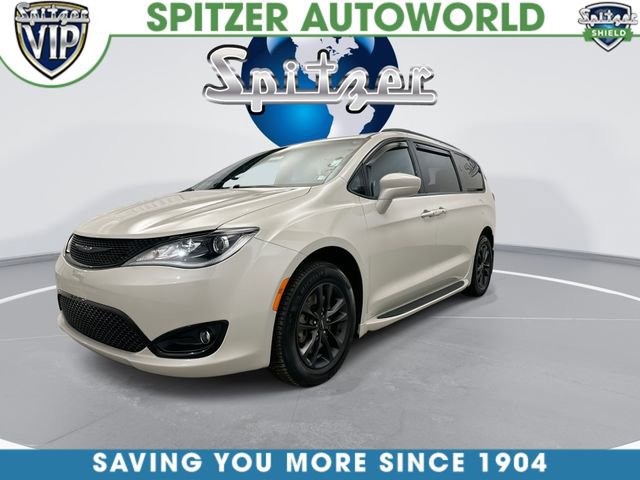 Used 2020 Chrysler Pacifica Touring-L image 7