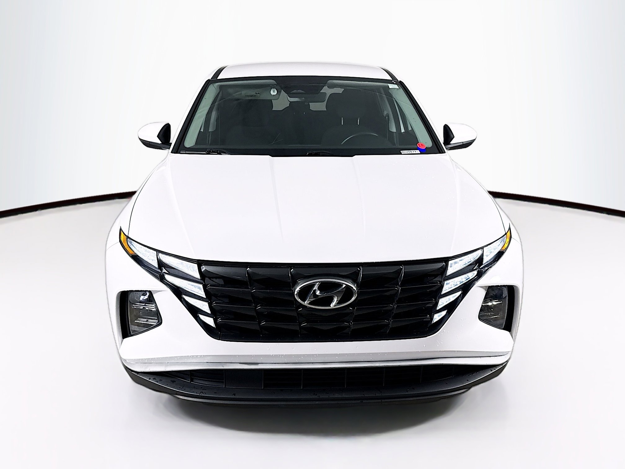 Used 2023 Hyundai Tucson SE AWD/4WD image 3
