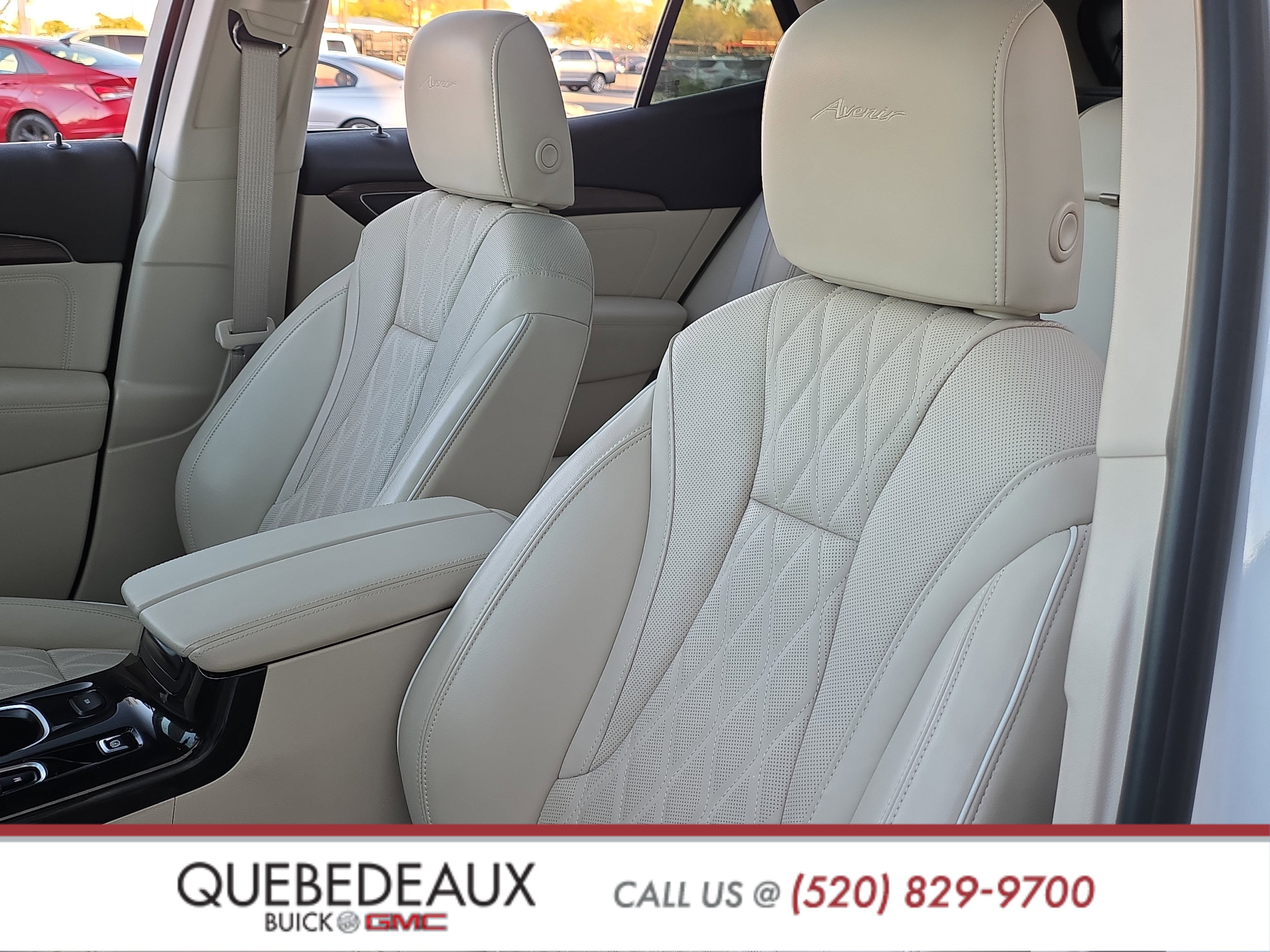 Used 2023 Buick Envision Avenir image 16