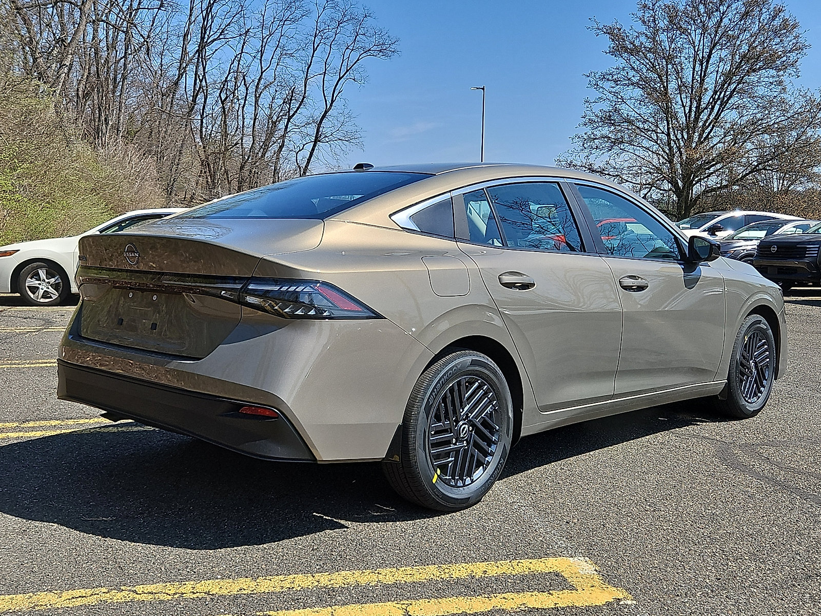New 2026 Nissan Sentra SV w/ SV Convenience Package FWD image 6