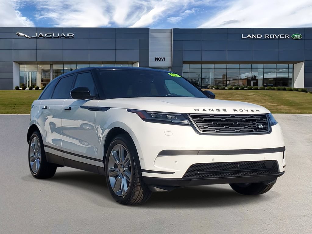 Used 2025 Land Rover Range Rover Velar S AWD/4WD image 2
