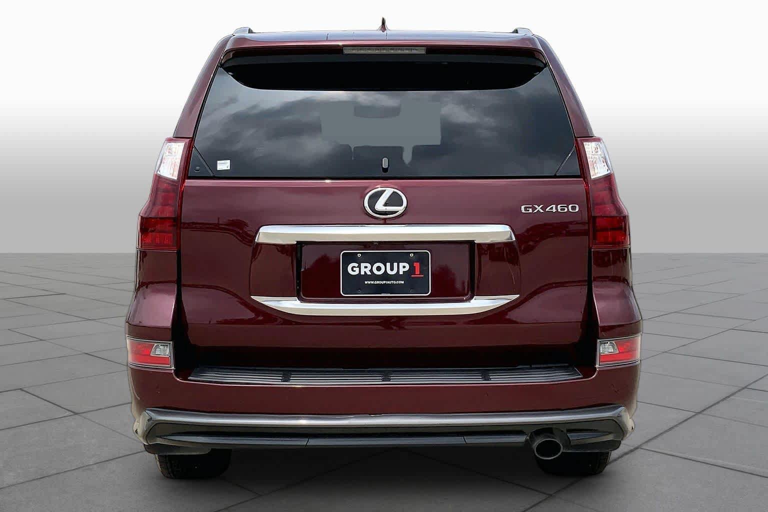 Used 2022 Lexus GX 460 Luxury w/ Sport Design Package AWD/4WD image 5