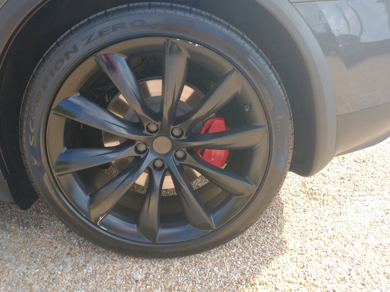 Used 2020 Tesla Model X Performance image 28