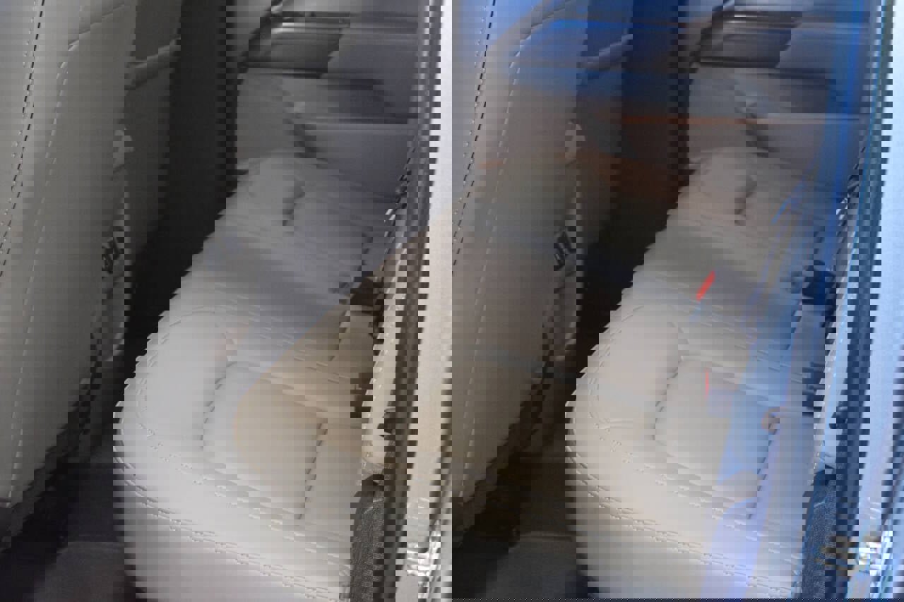 Used 2015 GMC Canyon SLT w/ Driver Alert Package image 98