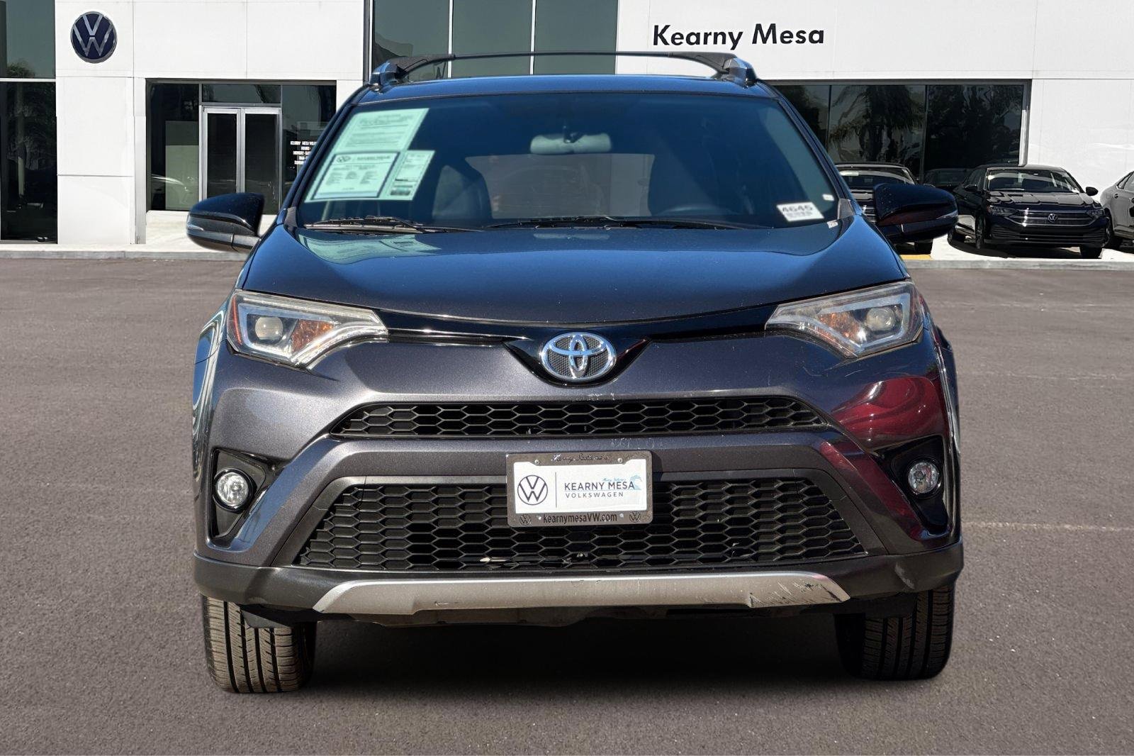 Used 2016 Toyota RAV4 SE image 9