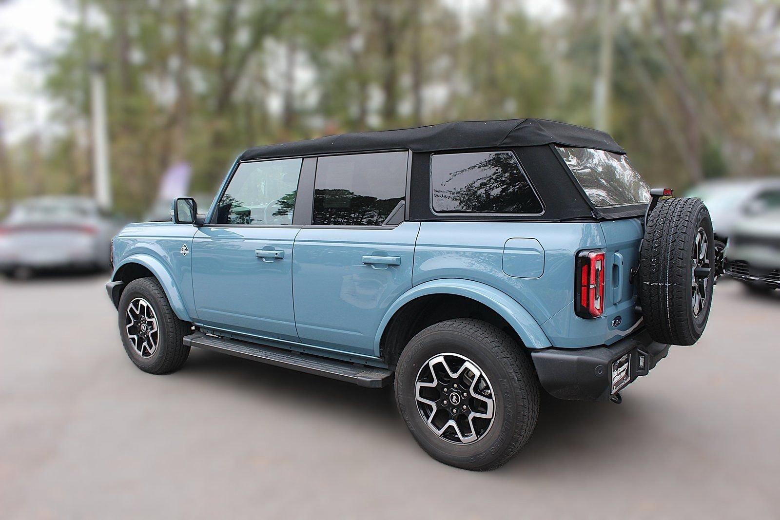 Used 2022 Ford Bronco Outer Banks image 6