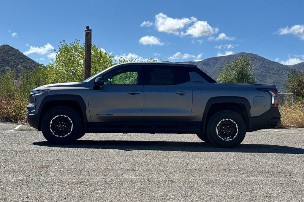 New 2026 Chevrolet Silverado EV Trail Boss AWD/4WD image 7