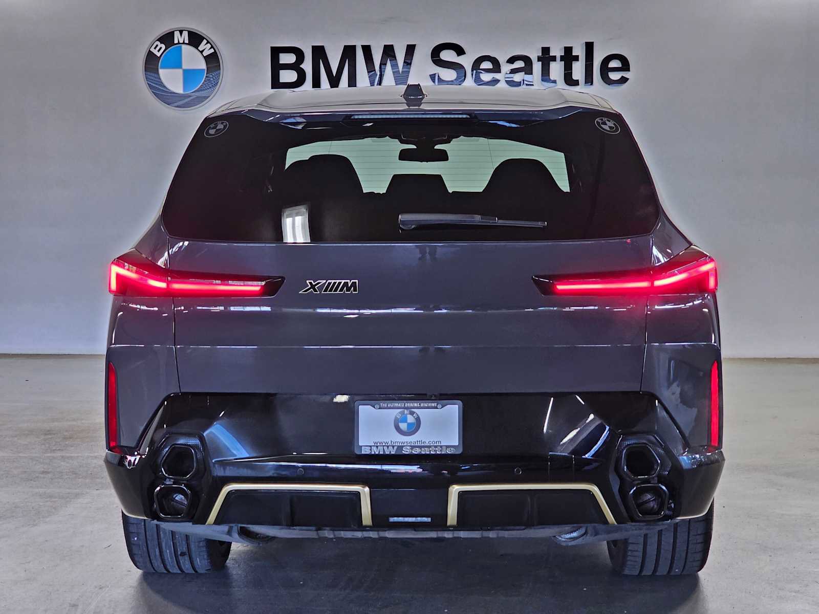 Used 2023 BMW XM AWD/4WD image 5
