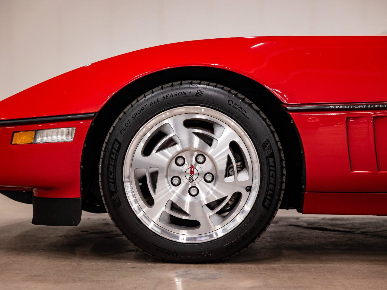 Used 1990 Chevrolet Corvette ZR-1 RWD image 26