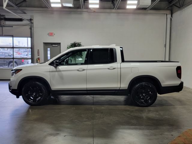 Certified 2024 Honda Ridgeline Black Edition image 8