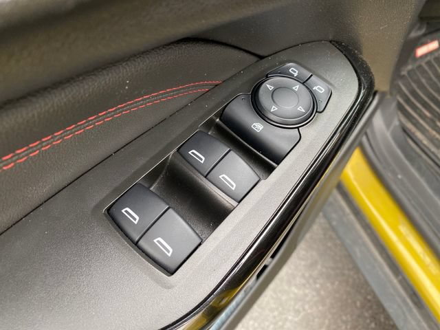 Used 2024 Chevrolet Trax RS w/ Sunroof Package FWD image 25