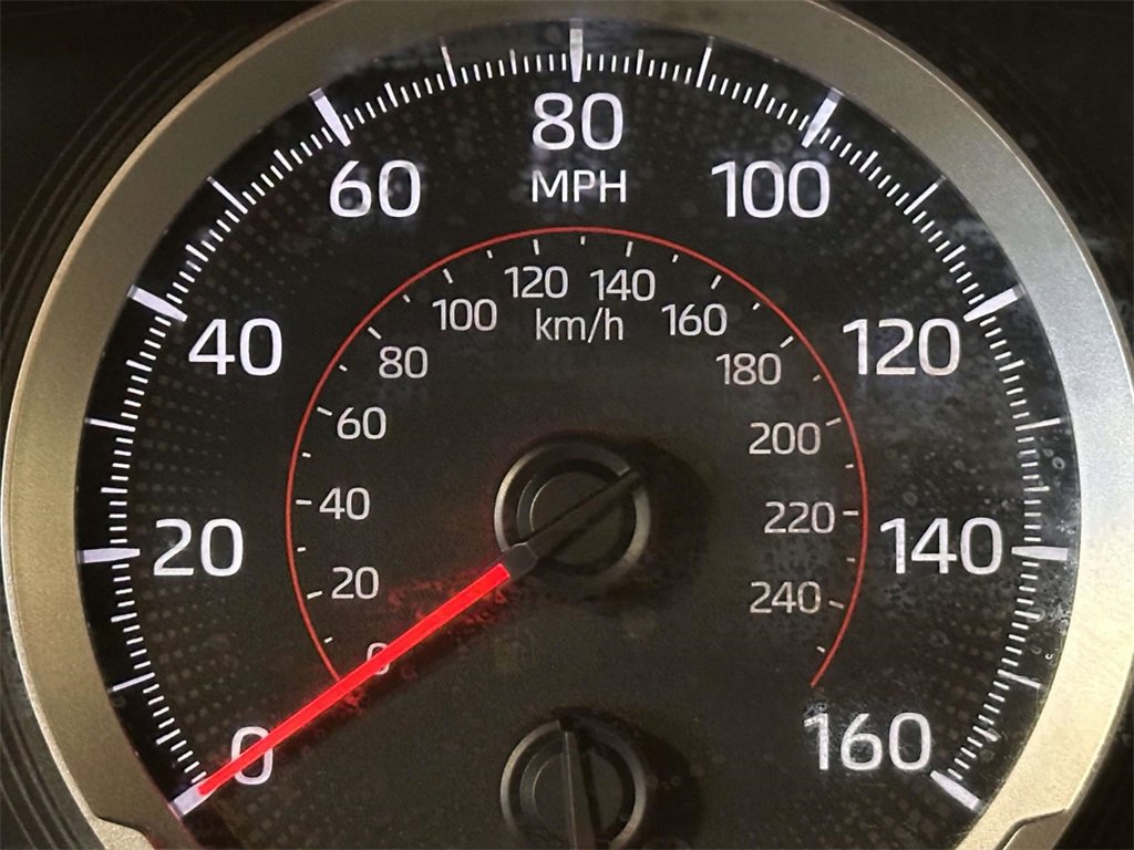 Used 2022 Toyota Corolla Cross LE image 27