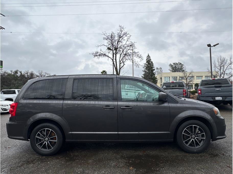 Used 2019 Dodge Grand Caravan GT image 9