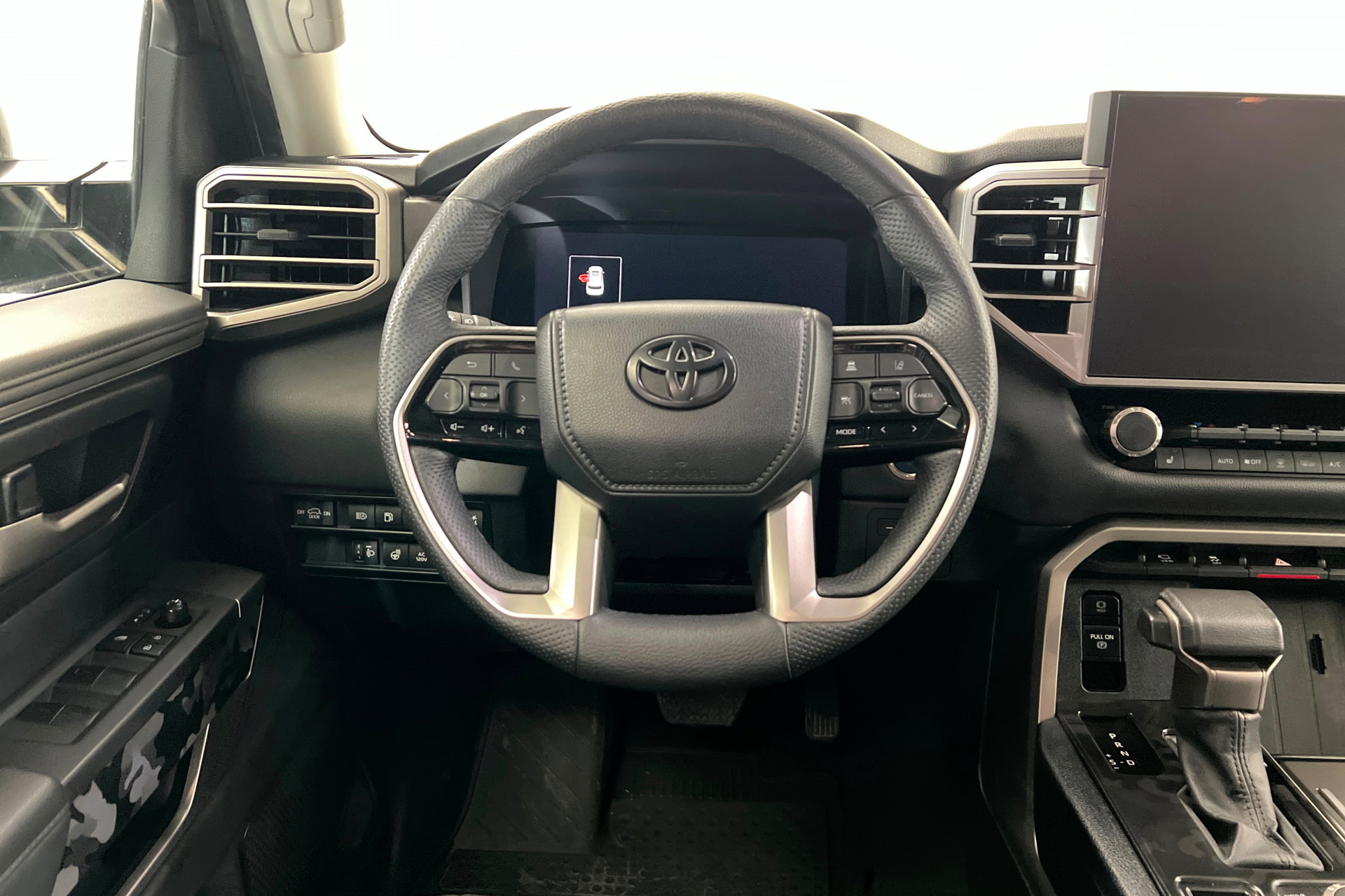 Used 2023 Toyota Sequoia SR5 w/ SR5 Premium Package AWD/4WD image 13