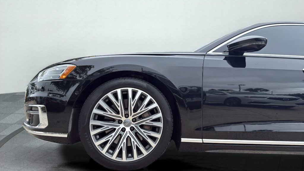 Used 2019 Audi A8 L 3.0T w/ Luxury Package image 18