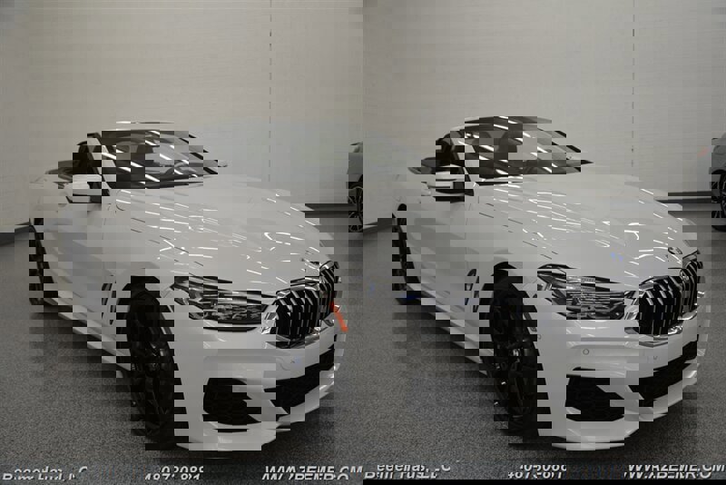 Used 2022 BMW 840i Convertible w/ Driving Assistance Package image 7