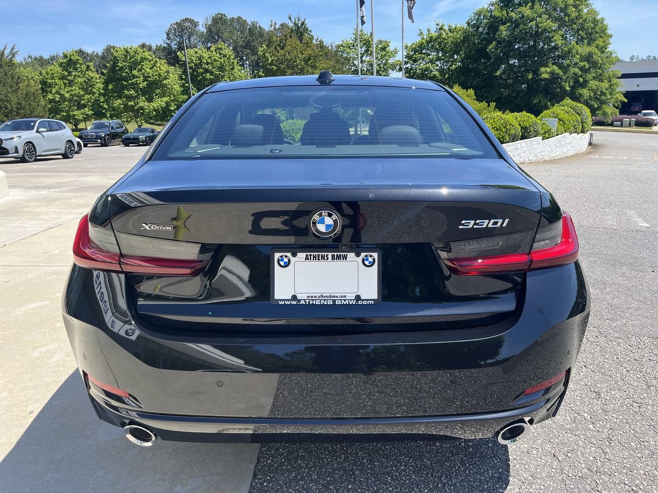 Used 2026 BMW 330i xDrive Sedan w/ Premium Package AWD/4WD image 12