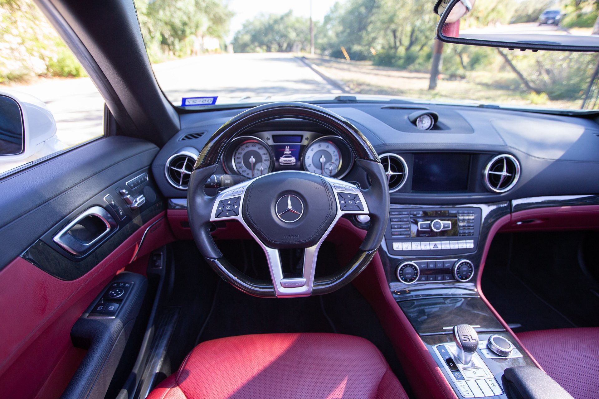 Used 2015 Mercedes-Benz SL 400 image 5