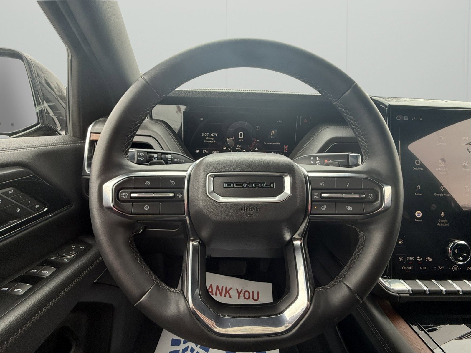 Used 2025 GMC Yukon Denali image 21