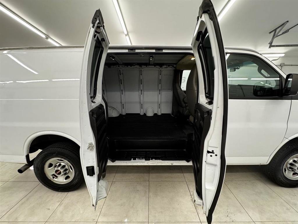 Used 2021 GMC Savana 2500 w/ Driver Convenience Package RWD image 14