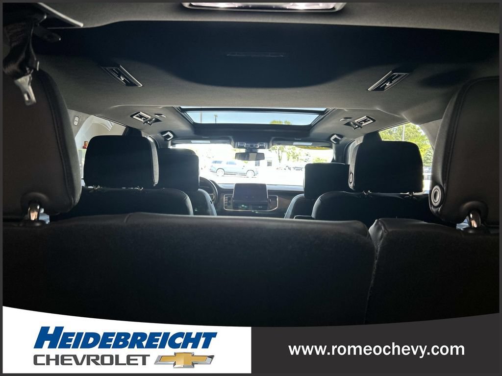 Used 2022 Chevrolet Tahoe LT w/ LT Signature Plus Package AWD/4WD image 34