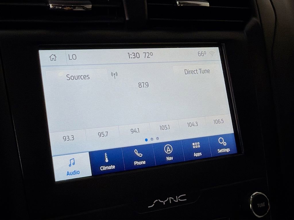 Used 2020 Ford Fusion SE w/ Equipment Group 151A image 17