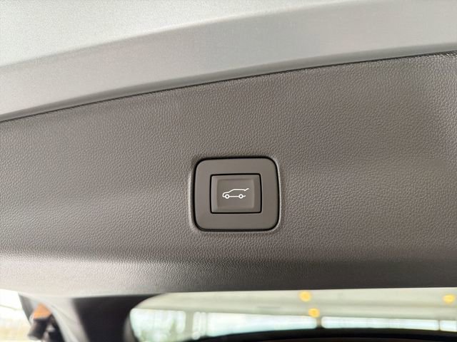 New 2026 Chevrolet TrailBlazer LT w/ Convenience Package FWD image 17