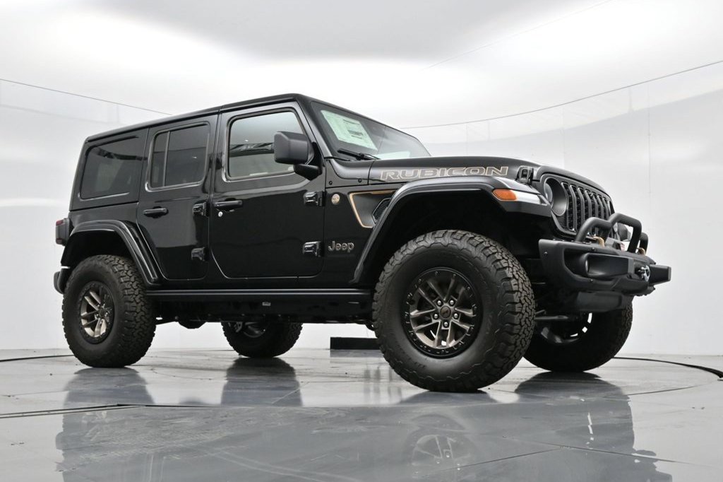 Used 2024 Jeep Wrangler Unlimited Rubicon 392 AWD/4WD image 5