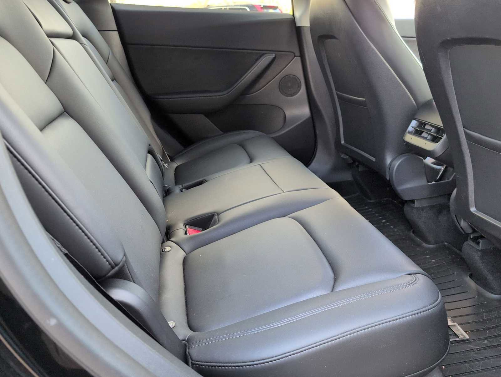 Used 2021 Tesla Model Y Long Range image 20