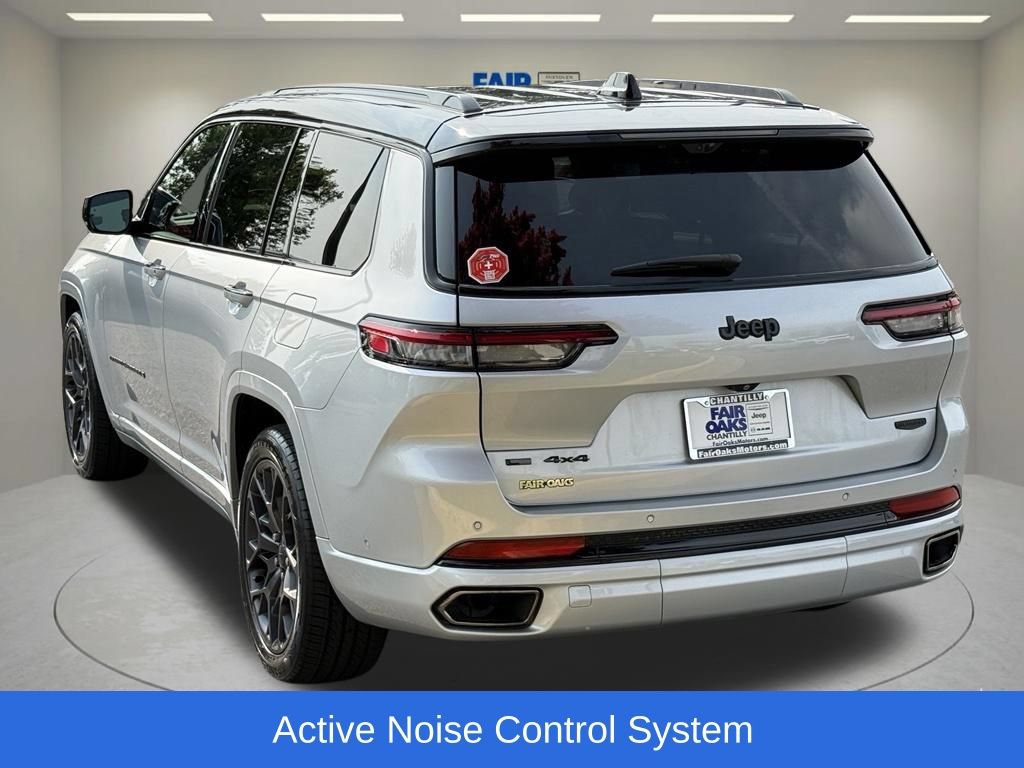 Certified 2023 Jeep Grand Cherokee L Summit AWD/4WD image 10