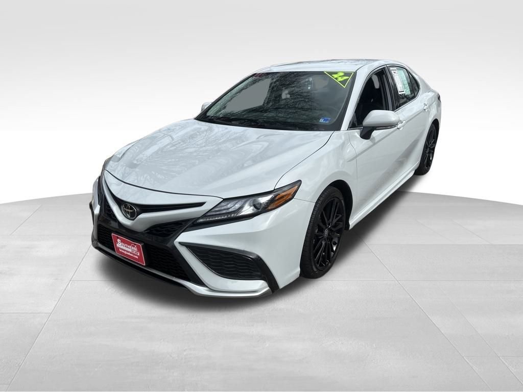 Used 2024 Toyota Camry XSE image 2