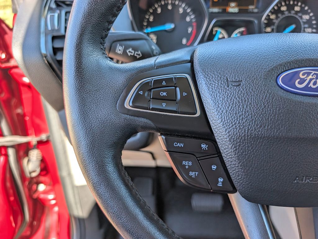 Used 2019 Ford Escape Titanium image 23