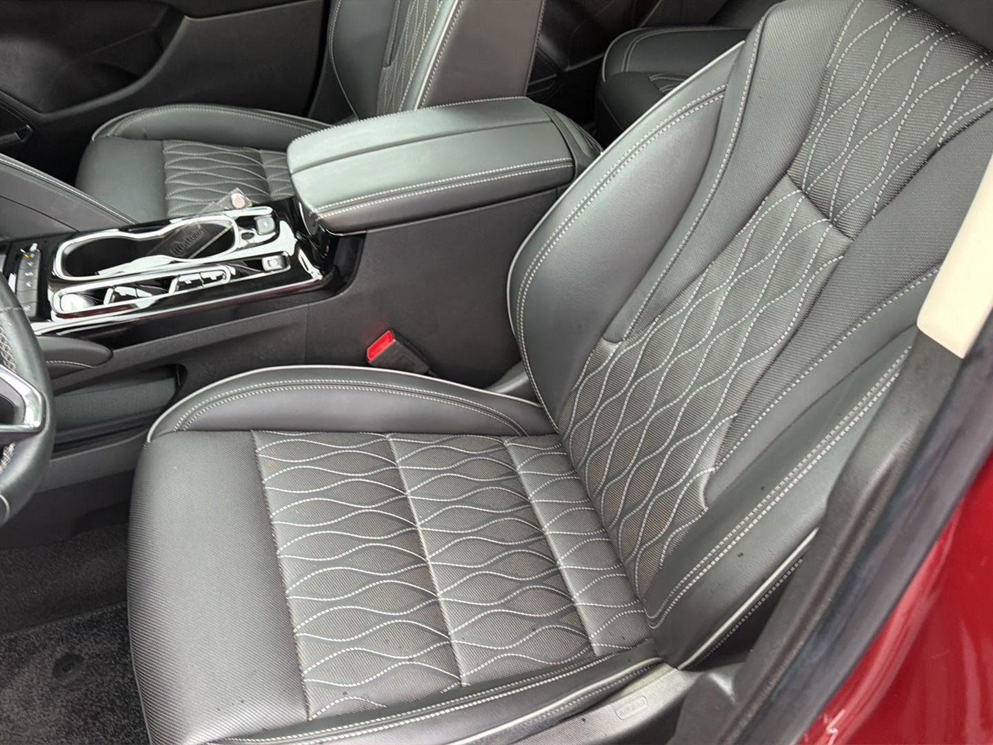 Used 2023 Buick Envision Avenir FWD image 31