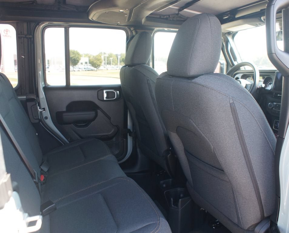 Used 2026 Jeep Wrangler Unlimited Sport AWD/4WD image 22
