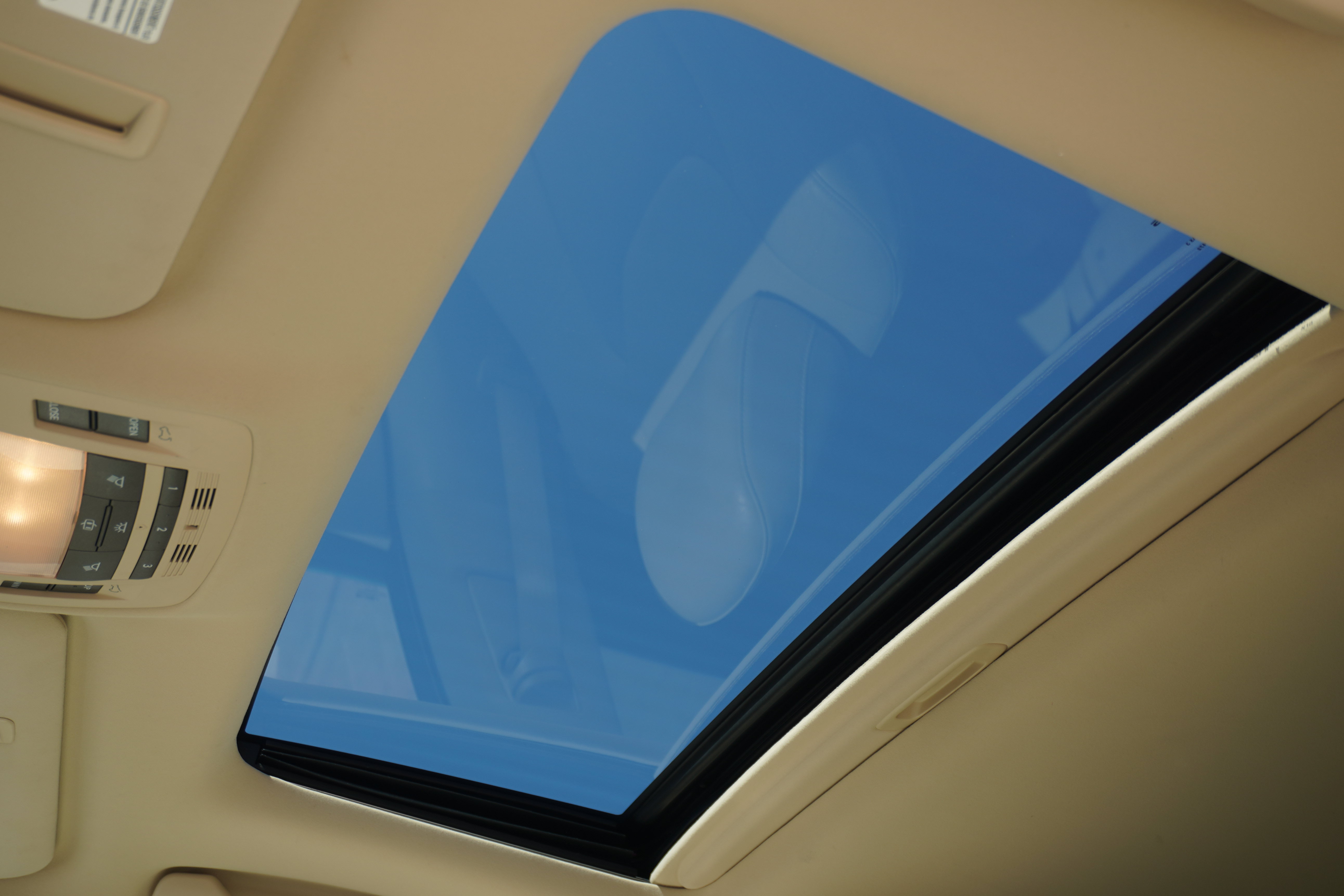 Used 2012 Lexus RX 350 FWD w/ Premium Pkg image 17