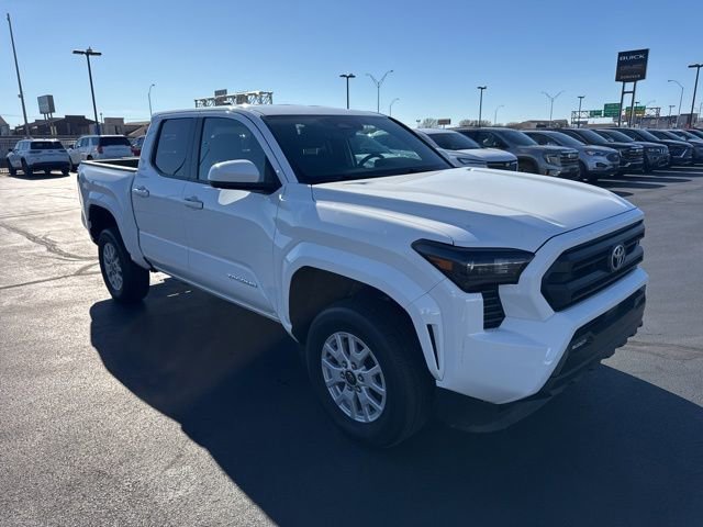 Used 2024 Toyota Tacoma SR5 video 1