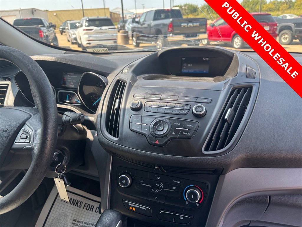 Used 2019 Ford Escape S image 19