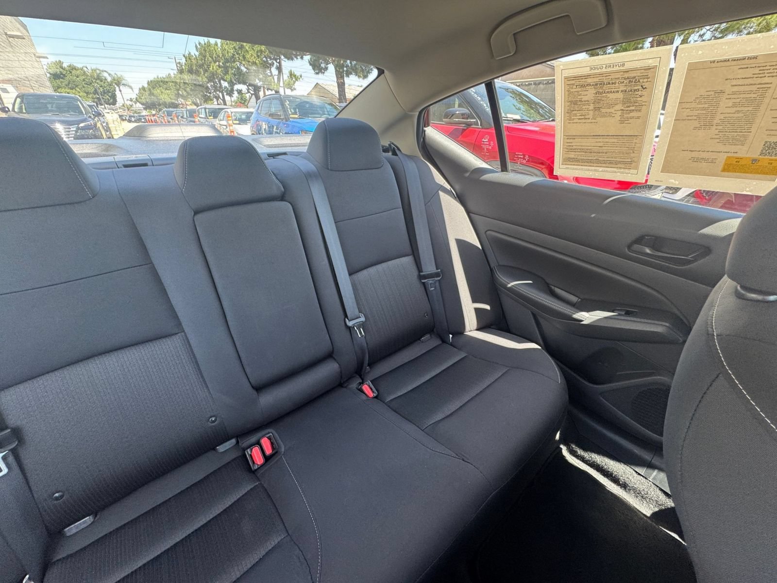 Used 2025 Nissan Altima 2.5 SV FWD image 37