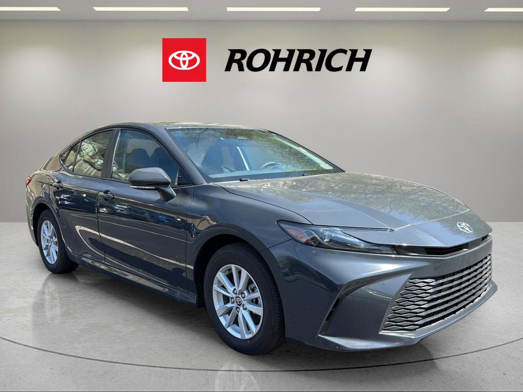 Certified 2025 Toyota Camry LE image 4