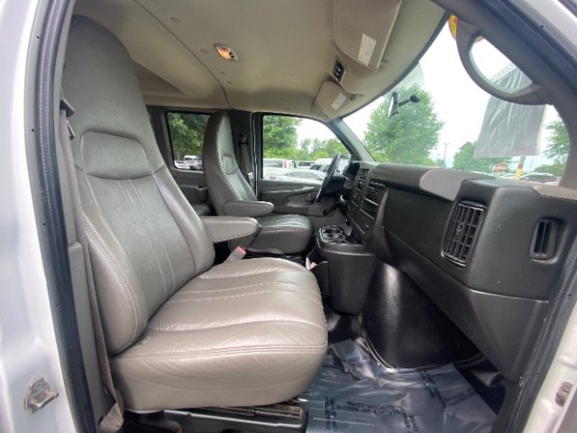 Used 2013 Chevrolet Express 3500 LS RWD image 12