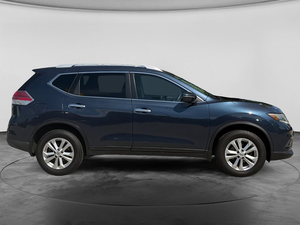 Used 2015 Nissan Rogue SV AWD/4WD image 11