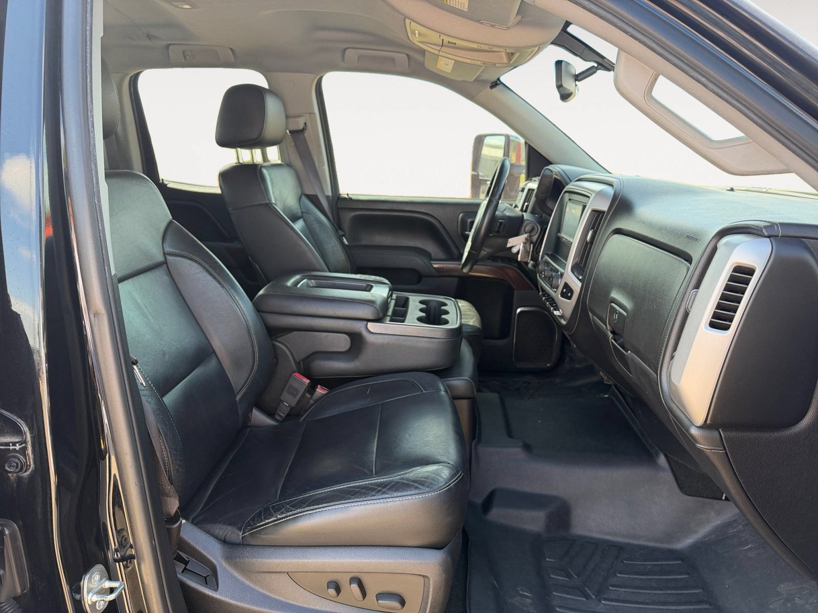 Used 2014 GMC Sierra 1500 SLT w/ Suspension Package, Off-Road AWD/4WD image 15