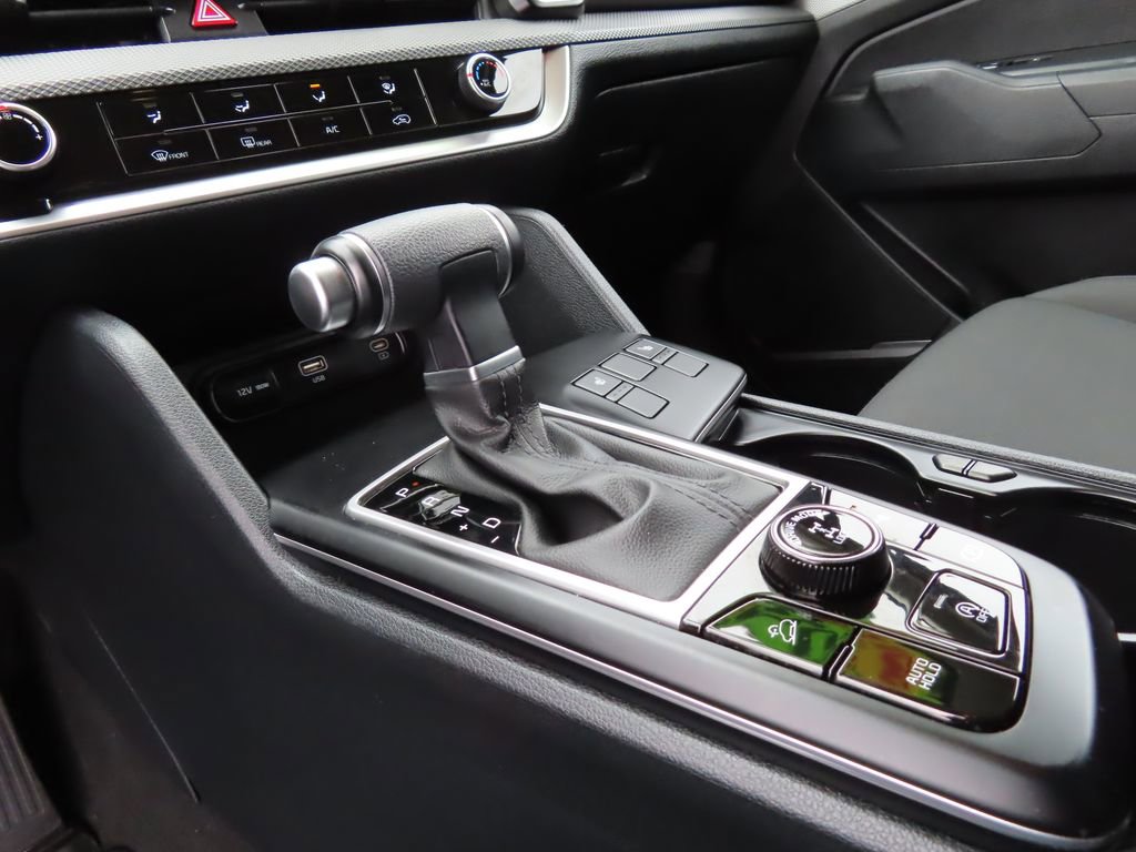 Certified 2025 Kia Sportage LX image 15