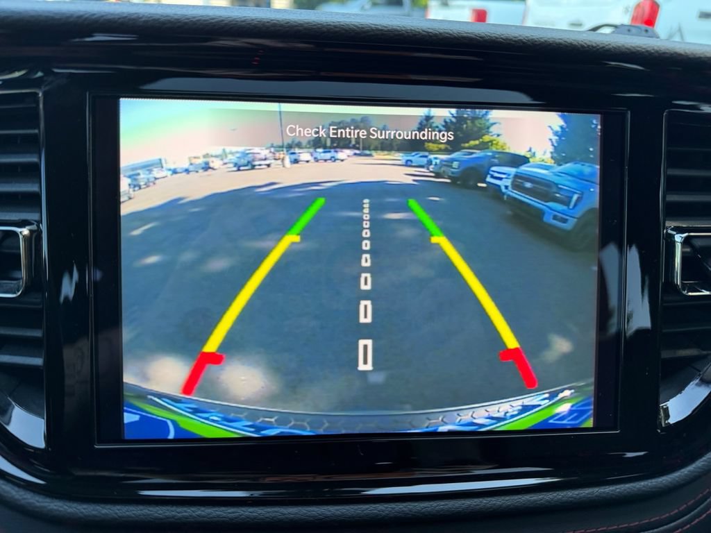 Used 2022 Dodge Durango R/T w/ Tow 'N Go Package AWD/4WD image 18
