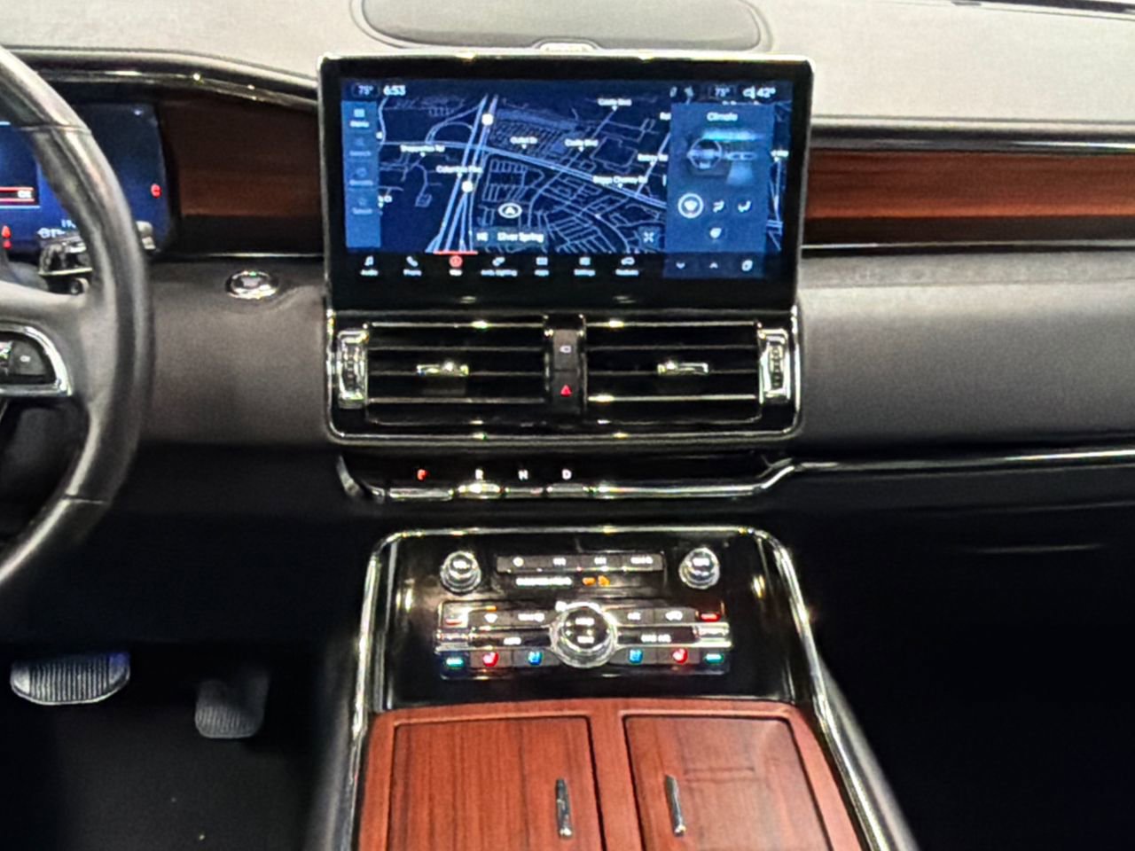 Used 2024 Lincoln Navigator Reserve w/ Monochromatic Package image 24