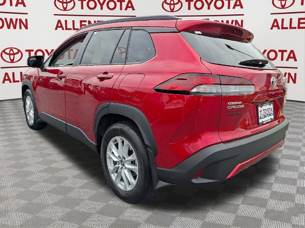 Used 2026 Toyota Corolla Cross LE w/ Moonroof Package AWD/4WD image 7