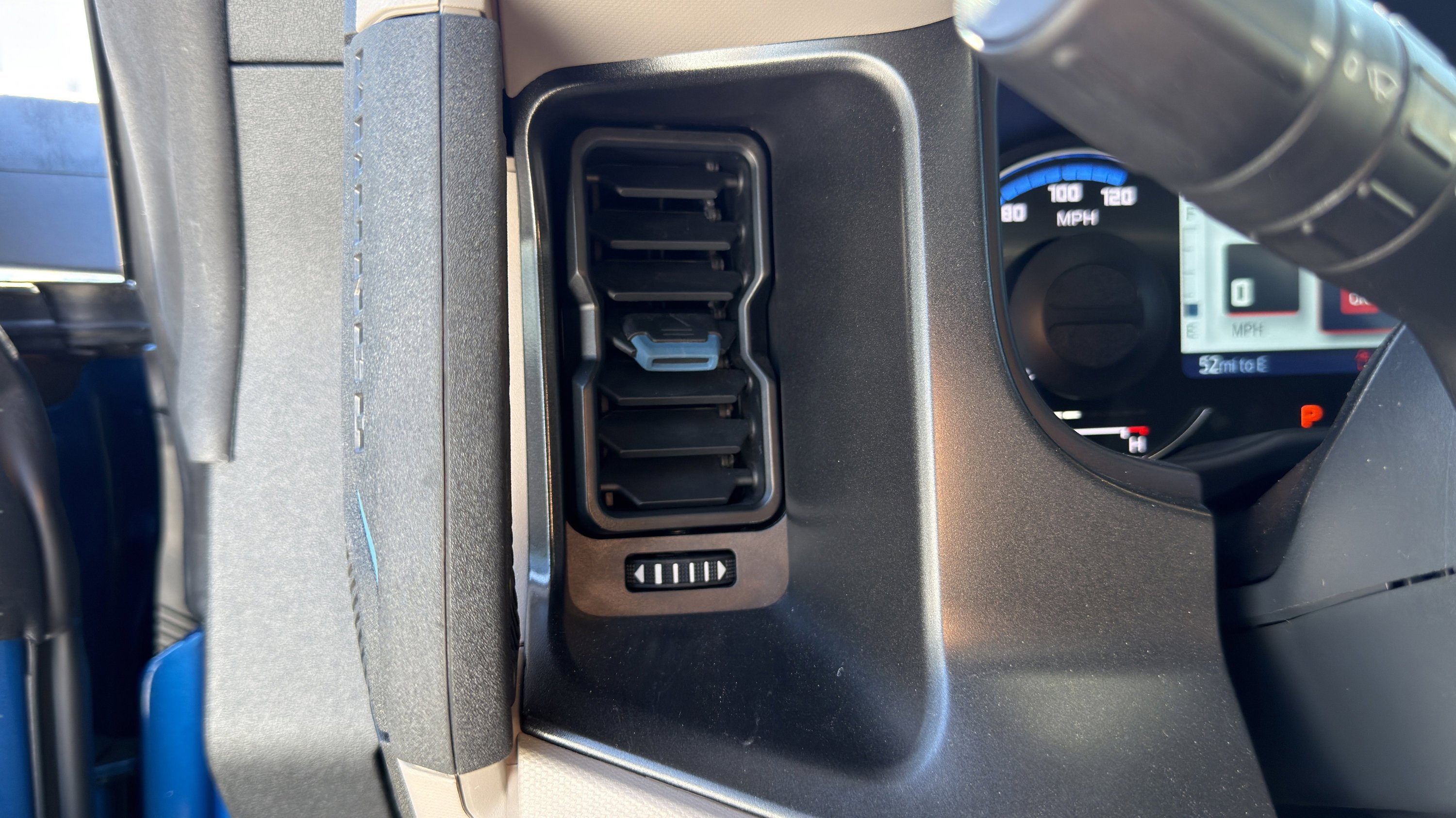 Used 2022 Ford Bronco Wildtrak image 77