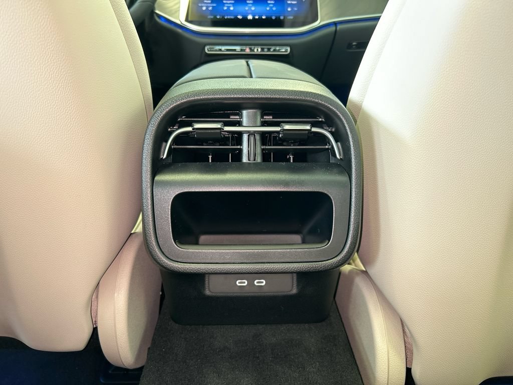 New 2027 Mercedes-Benz E 450 4MATIC Sedan image 27