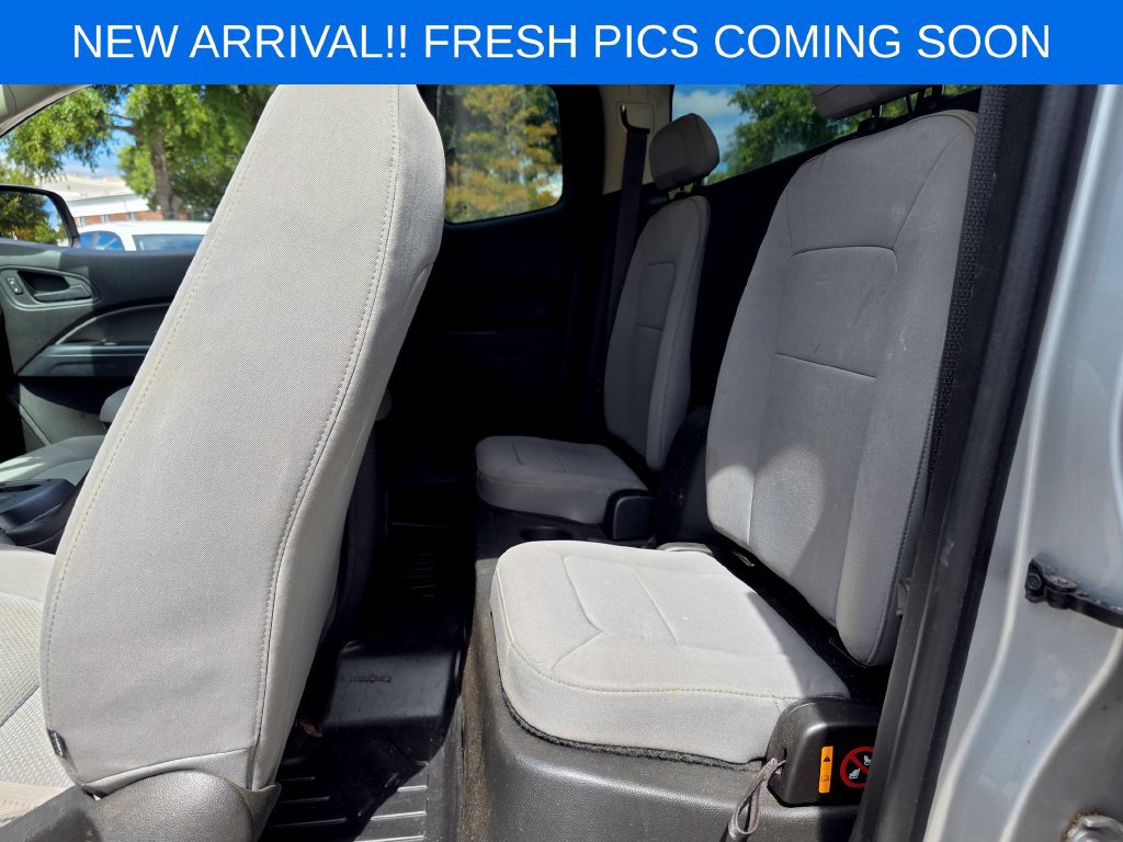 Used 2017 Chevrolet Colorado W/T w/ WT Convenience Package RWD image 13